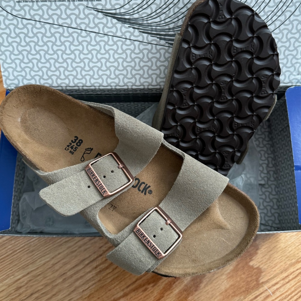 Women’s ARIZONA SUEDE LEATHER Regular Fit NEW Taupe size 38